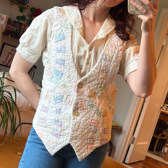 Reversible vest - Picture 2 of 9